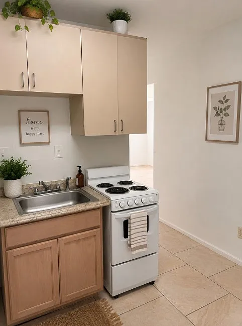 1310 Nw 9th Pl - Anderson - 1 — Photo 3