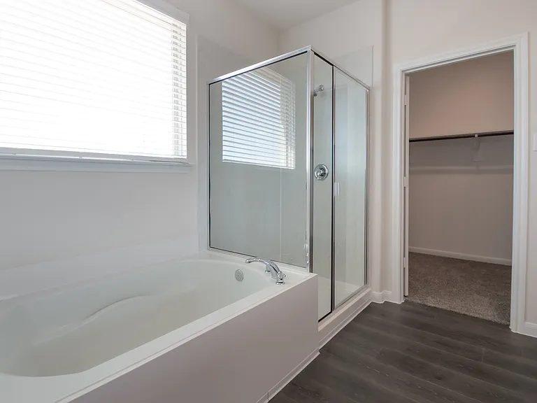3608 Southbend Dr — Photo 5