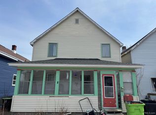 113 Chestnut St, Munising, MI 49862