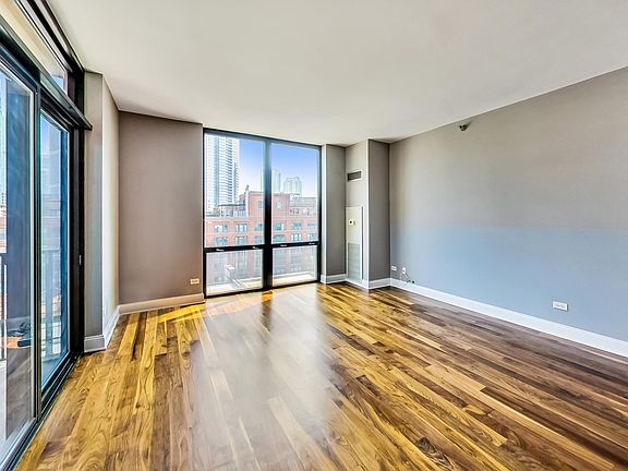 4th image of 435 W Erie St Floor 9