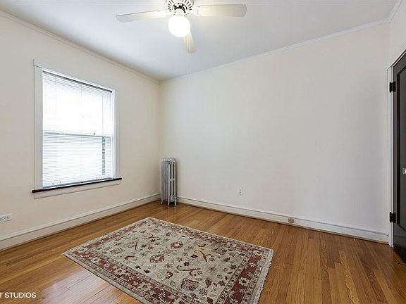 5th image of 545 Hinman Ave APT L2