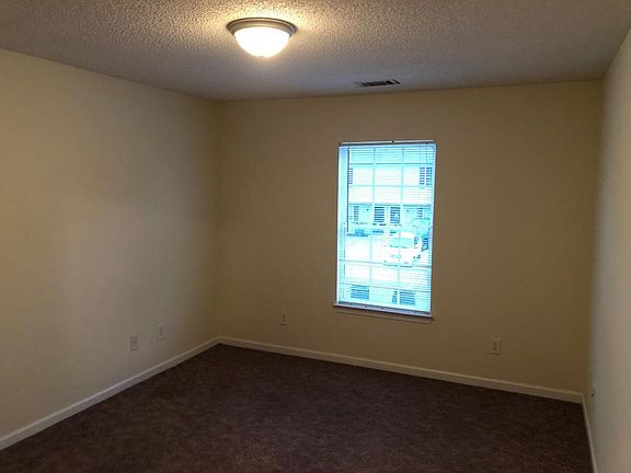 5th image of 108 Creekside Dr NW #4