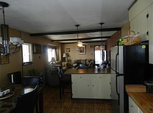 4th image of 11 Tobin Ave