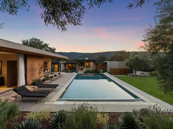 1491 Canada Ln, Redwood City, CA 94062