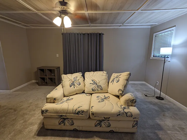 2909 Roberts St — Photo 12