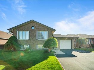 58 Olivetree Rd, Brantford, ON N3R 7X2
