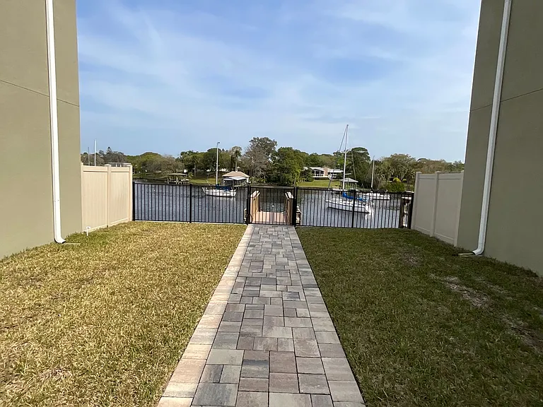 870 Paddleboard Ct — Photo 27