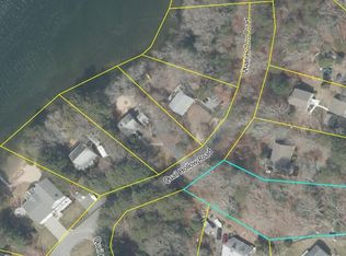 88 Shorewood Dr, Mashpee, MA 02649
