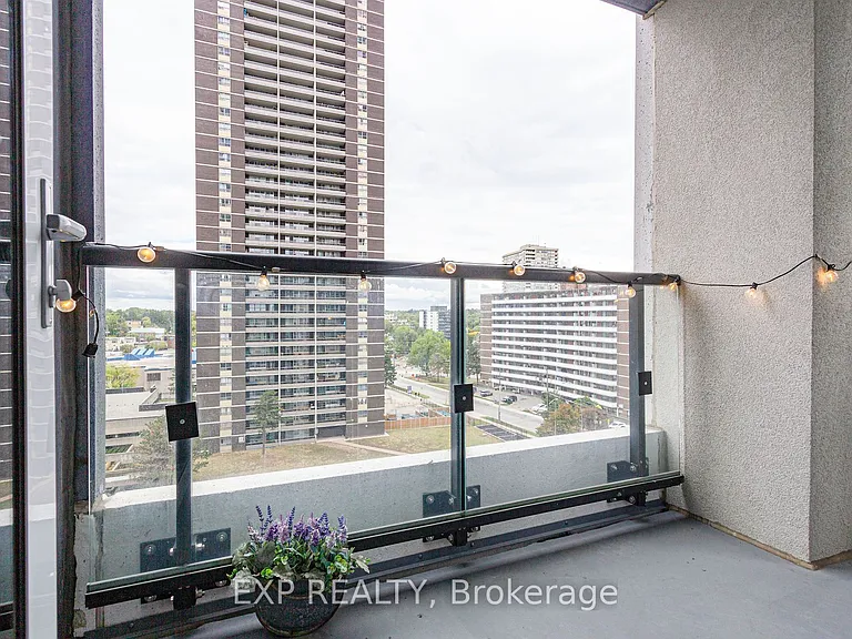 7 Mabelle Ave #804 — Photo 23