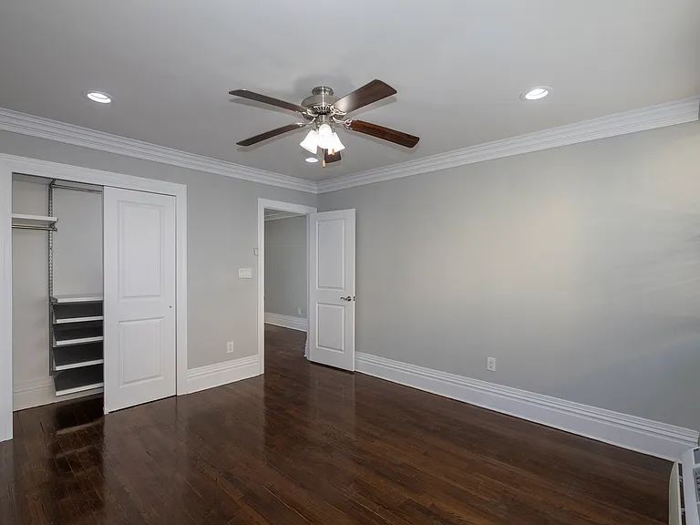 Fairfield Terrace At Lynbrook Village — Photo 14