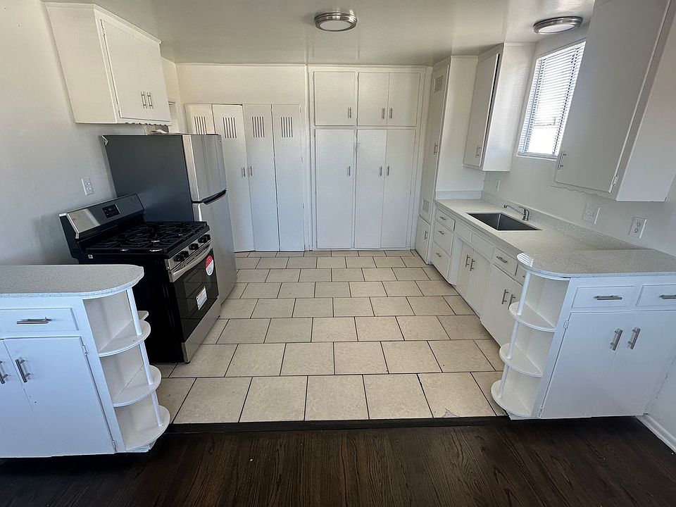 1st image of 1551 S La Cienega Blvd #8501