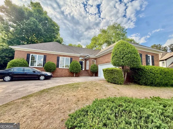 3607 Hampstead Ln NE, Roswell, GA 30075