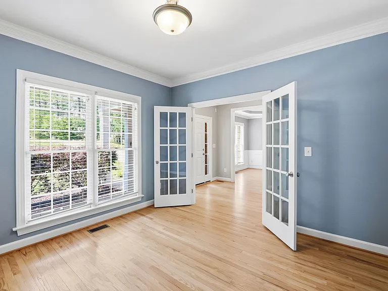 6 Bramerton Ct — Photo 14