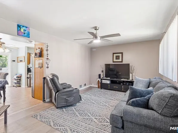 62 Front St #64, Paterson, NJ 07522