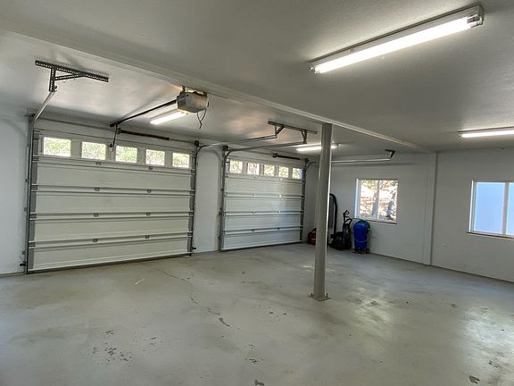 4th image of 7140 Donna Dr