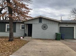 749 W Redbud Dr, Hurst, TX 76053