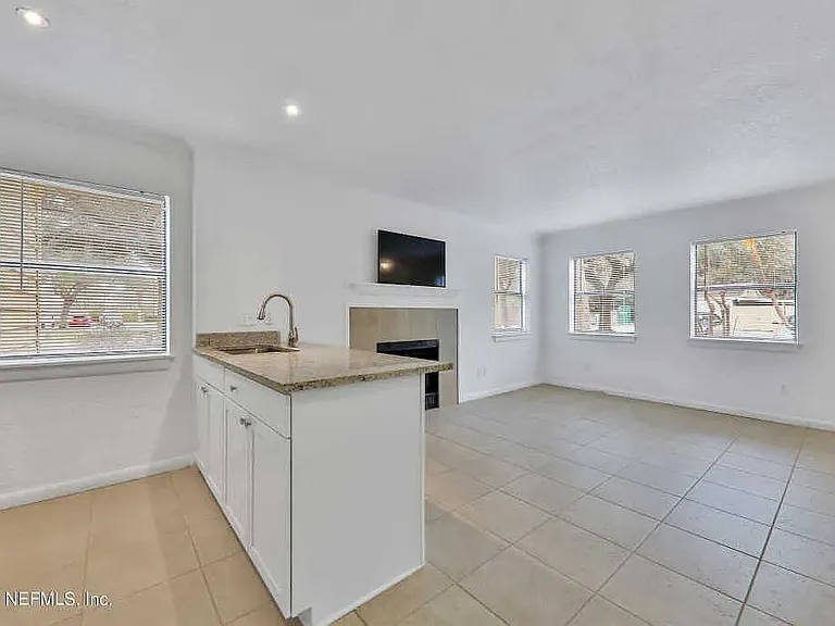 100 Fairway Park Blvd #1905 — Photo 5