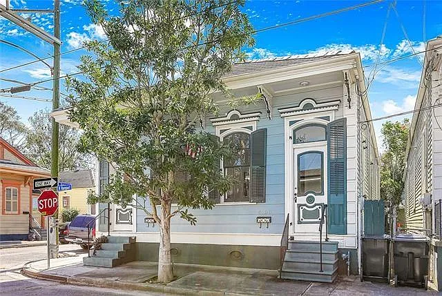 2 bed, 1.0 bath, 1200 sqft, $1,795 — Photo 1