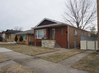 7311 W 57th St, Summit, IL 60501