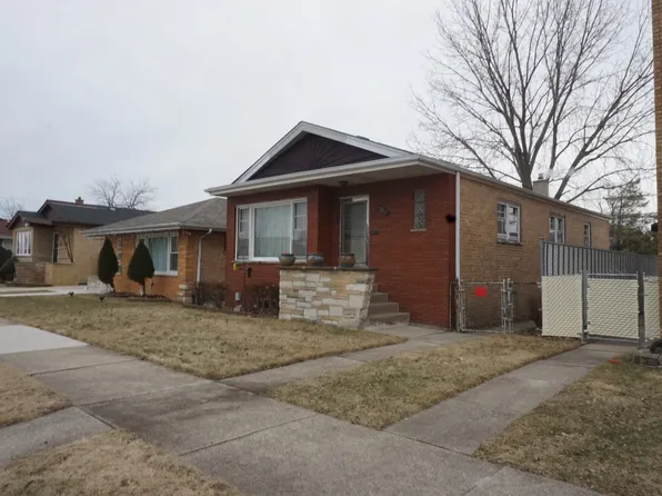 7311 W 57th St, Summit, IL 60501