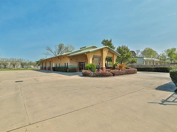 4th image of 5809 Albert Dr