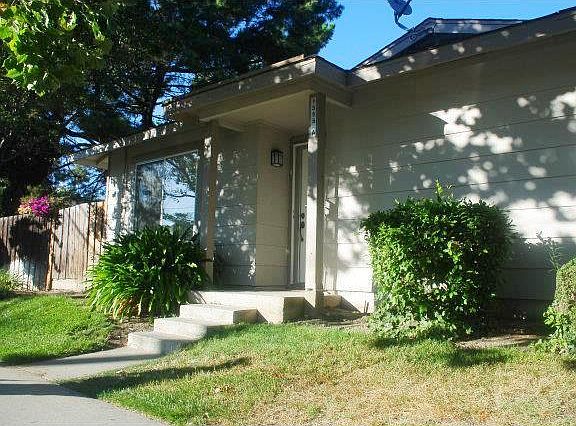 2nd image of 1355 McQuesten Dr APT A