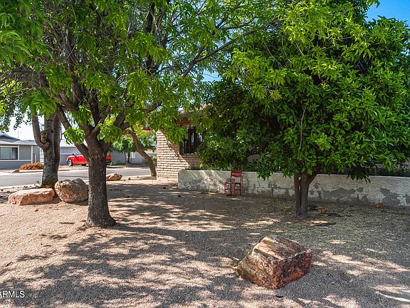 3rd image of 3236 W Acapulco Ln