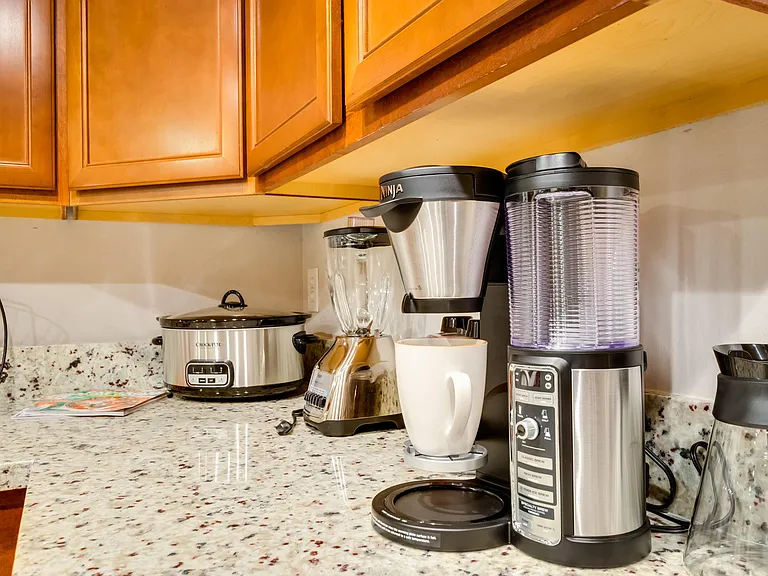 3327 E Loma Vista St — Photo 8