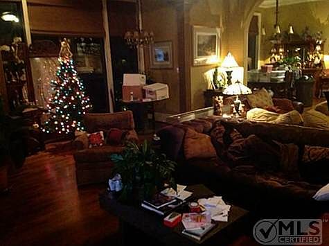 4th image of 12079 Via Bello Ct