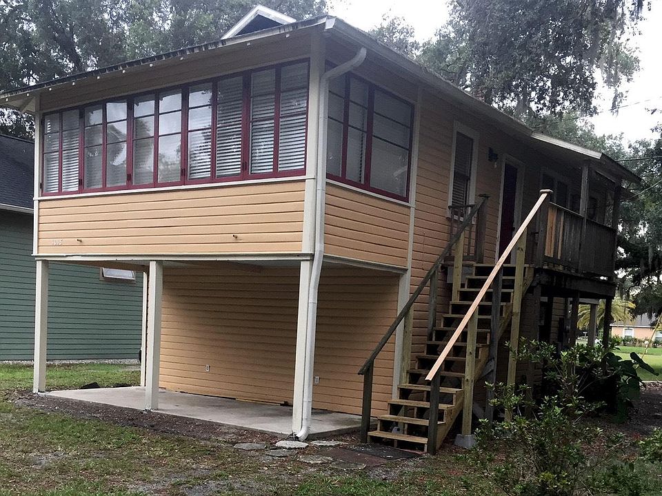 1st image of 1018 Elm Ave
