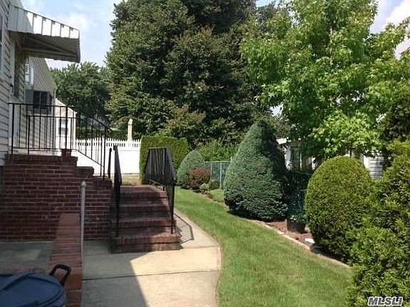 4th image of 202 Barwick Blvd