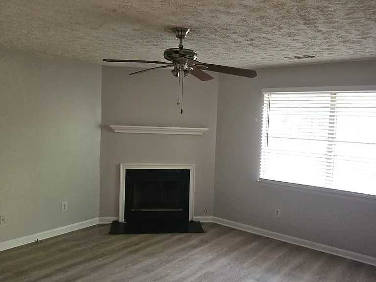 5906 Summerglen Ln — Photo 2