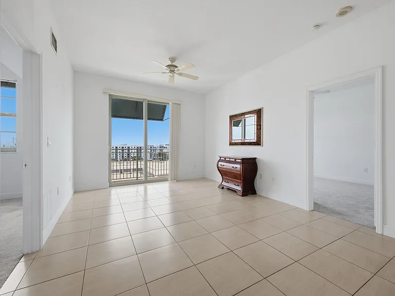 610 Clematis St #804 — Photo 15