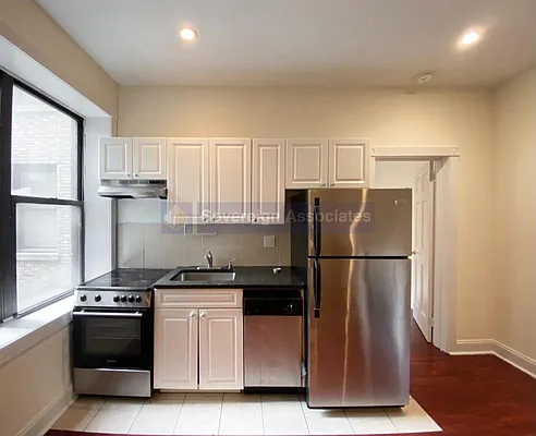 Rented by Sovereign Associates | media 15