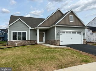 123 N West View Dr, Elizabethtown, PA 17022