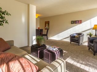 2500 S York St APT 202, Denver, CO 80210