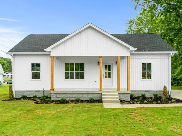 2380 Nunley St, Greenbrier, TN 37073