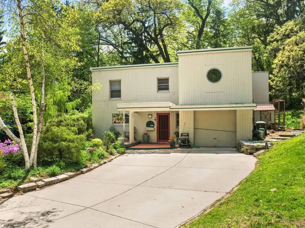 5749 Bittersweet Place, Madison, WI 53705