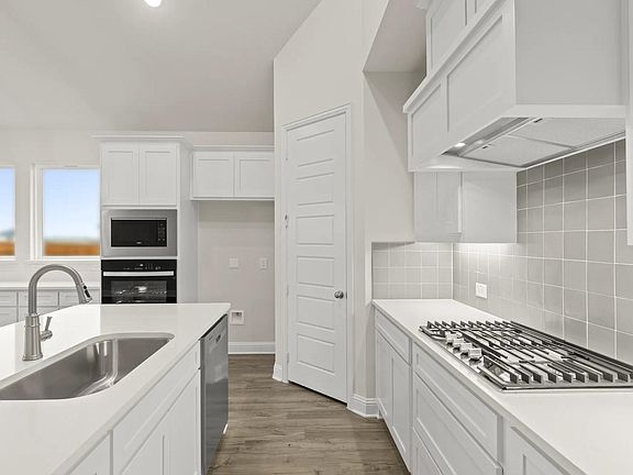 The Dublin B Kitchen