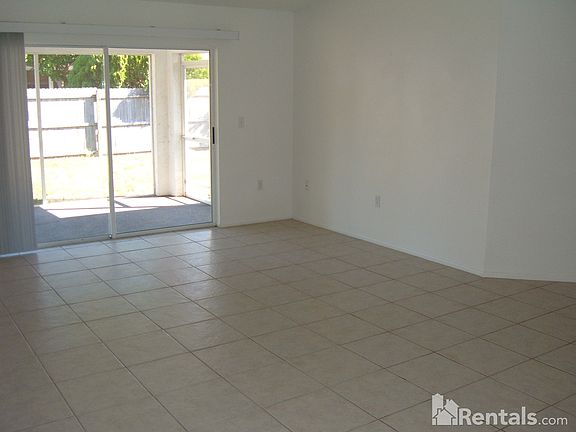 3rd image of 4115 Ponea Dr