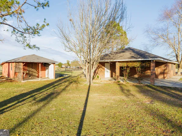 18 Eddye Ln, Ray City, GA 31645