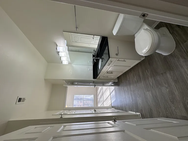 Wesley St. James Apartments at Sandy Springs — Photo 156