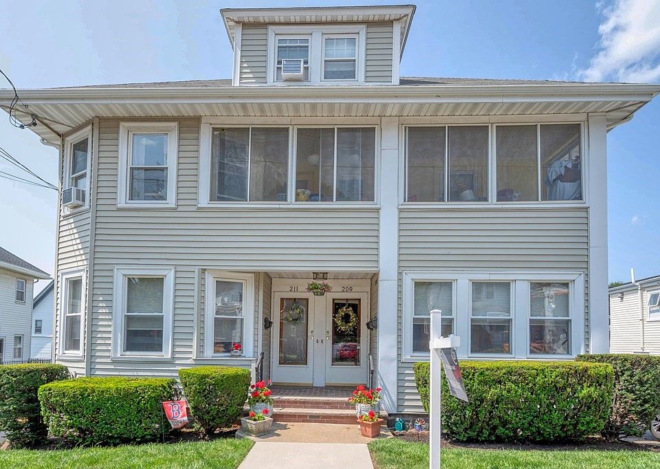 1st image of 209-211 Kendrick Ave
