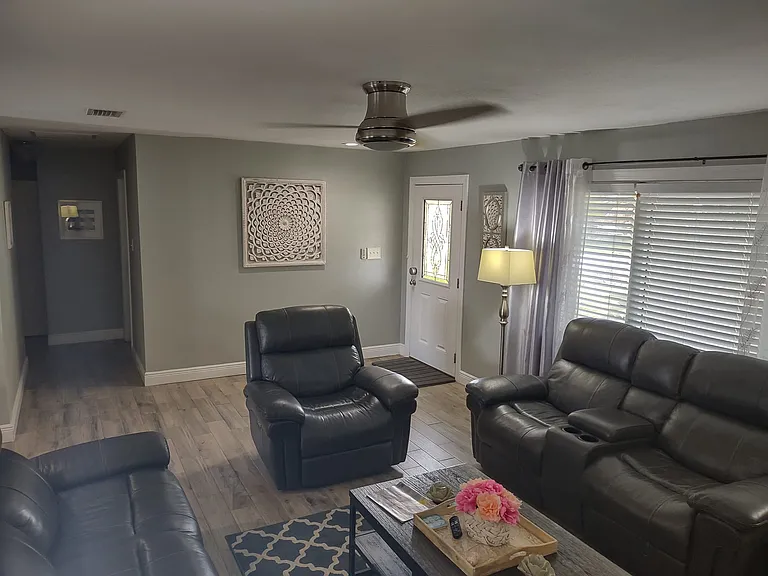 227 Woodland Ave — Photo 8