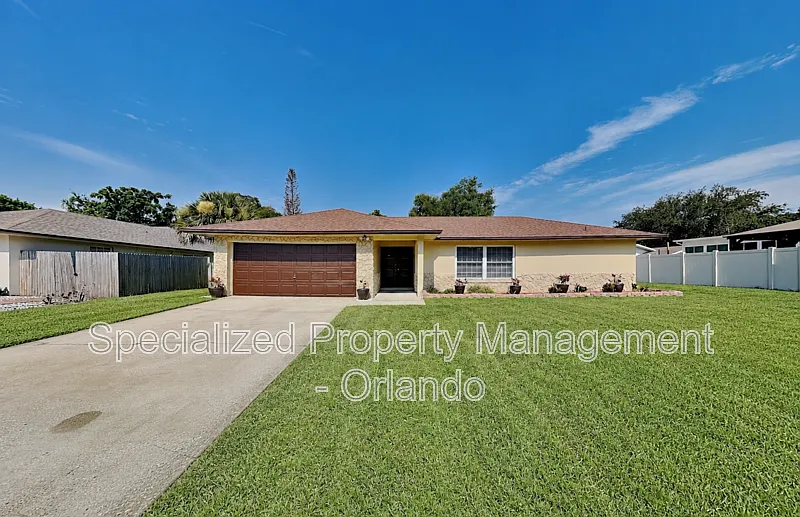 1016 Manchester Cir