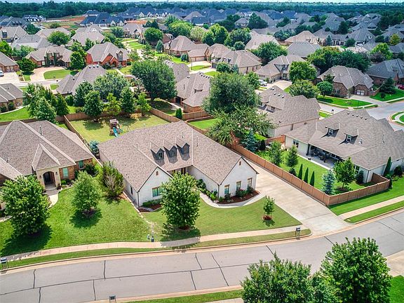 2nd image of 3124 Alpine Dr