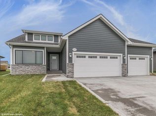 1413 NE Main St, Grimes, IA 50111
