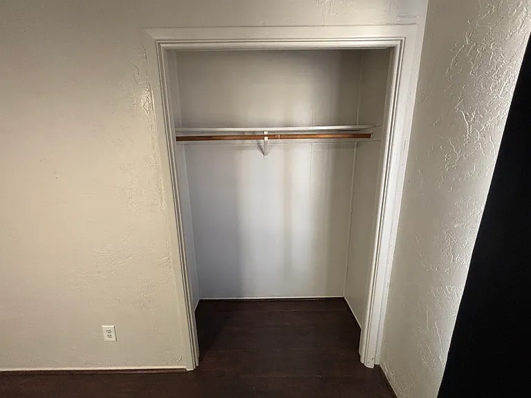 814 Chalon Ln — Photo 11
