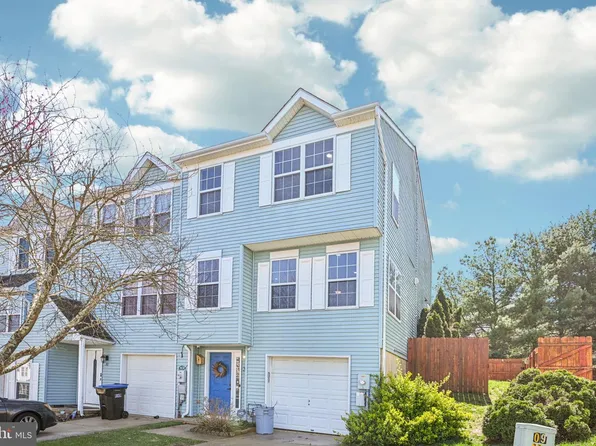 32 Mill Stream Rd, Pine Hill, NJ 08021