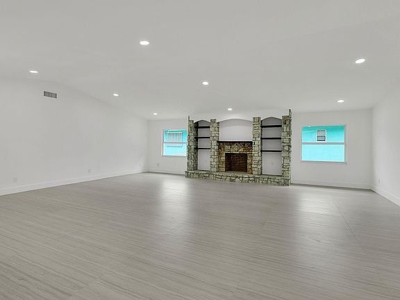 4th image of 5211 Palmetto Drive